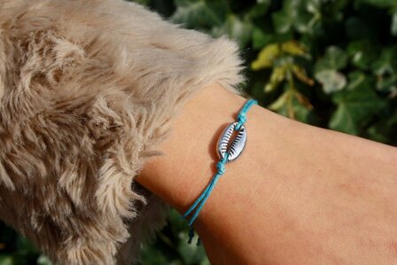 Armband light blauw schelp zilver